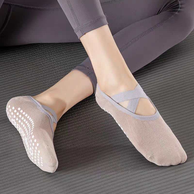 Professional Women Yoga Sock S - Yoga Dance & Fitness Center Llc ulasan dan harga