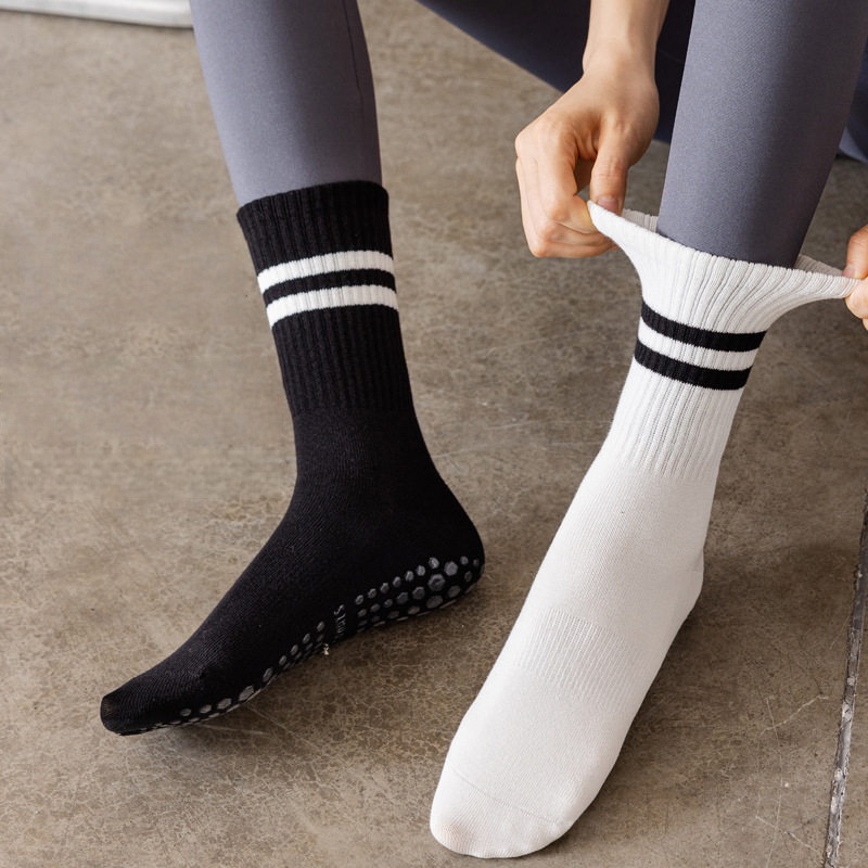 Women Non Slip Yoga Socks, Gri - Yoga Fitness Women ulasan dan harga