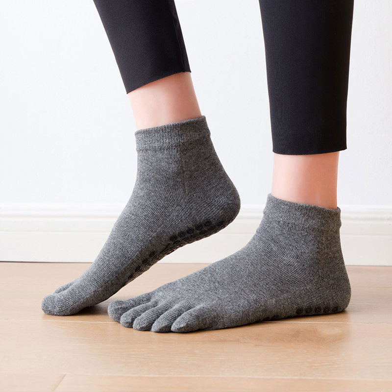 Anti-Slip Women Pilates Socks  - Yoga Fitness Women ulasan dan harga