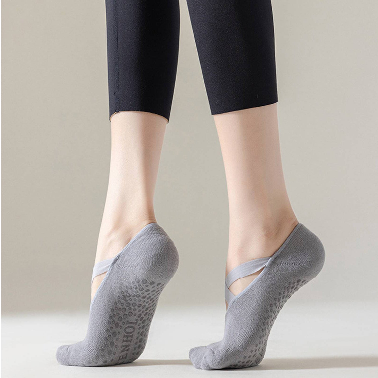 Non Slip Fitness Socks Breatha - Yoga Fitness Studio ulasan dan harga