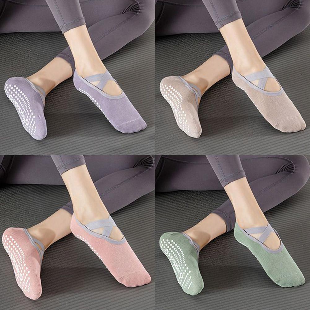 Professional Women Yoga Socks  - Yoga Dance & Fitness Center Llc ulasan dan harga